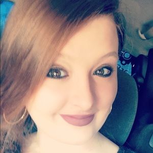 Meet your Posher, Cari